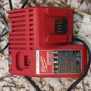 Milwaukee charger M12 M18